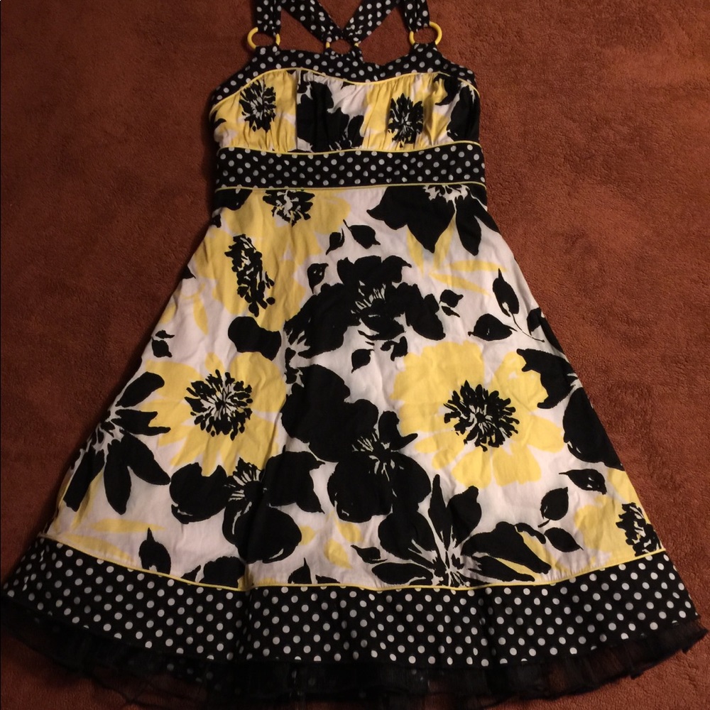 Super cute spring dress